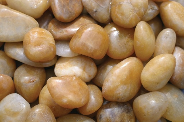 15-30mm-polished-redamber-pebbles